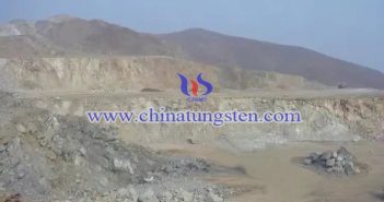 钼矿山图片